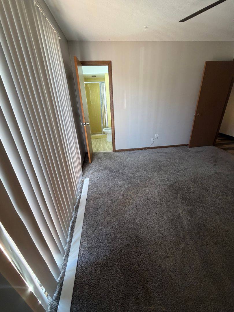 Apartment for rent at 417-423 27th St NE, Rochester, MN 55906