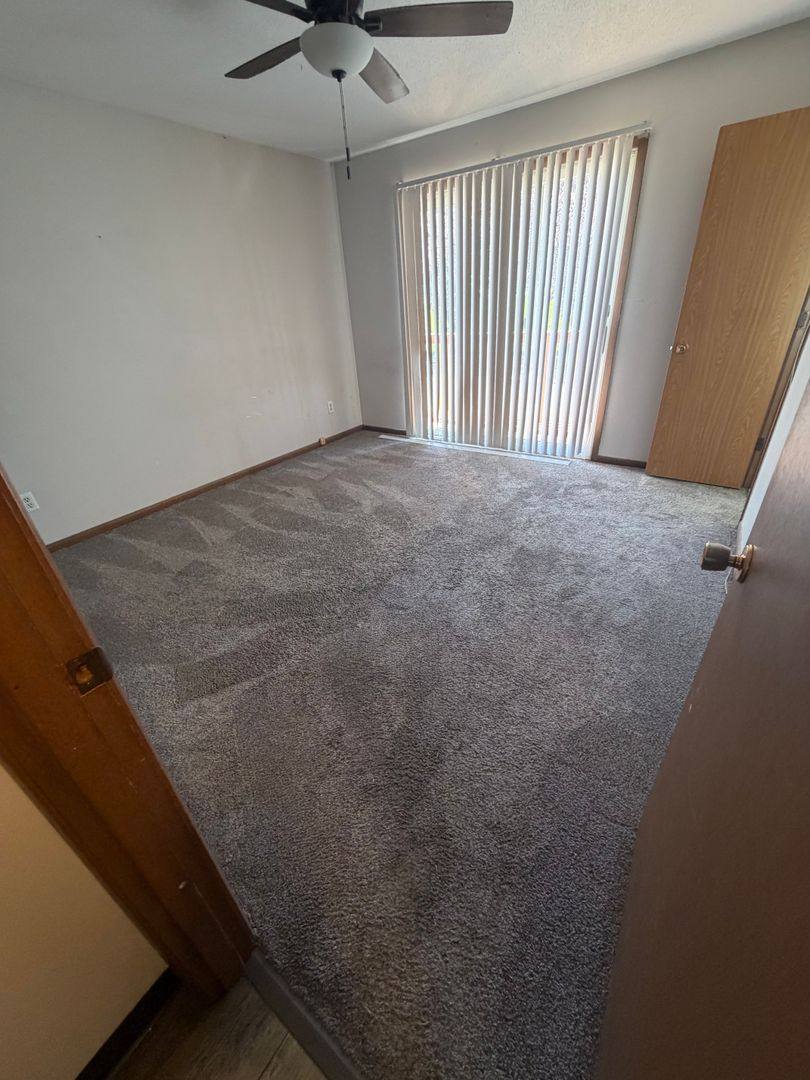Apartment for rent at 417-423 27th St NE, Rochester, MN 55906