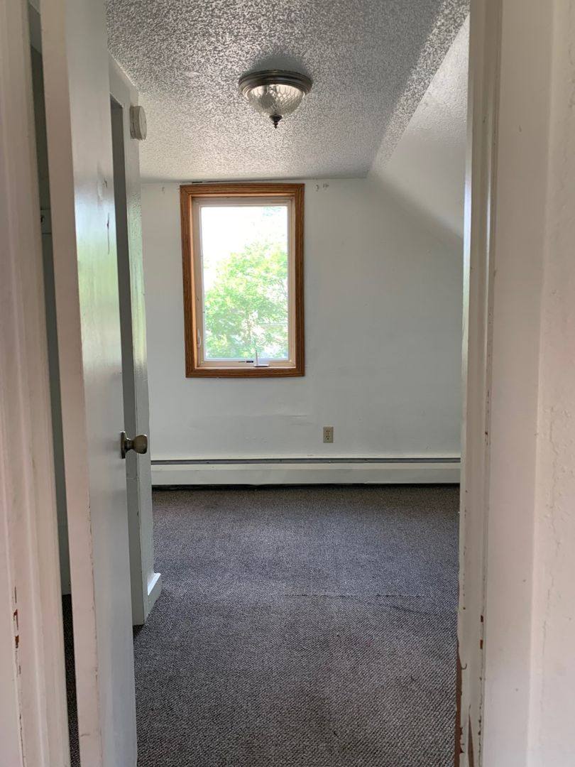 Apartment for rent at 1120 Pine St, Brainerd, MN 56401