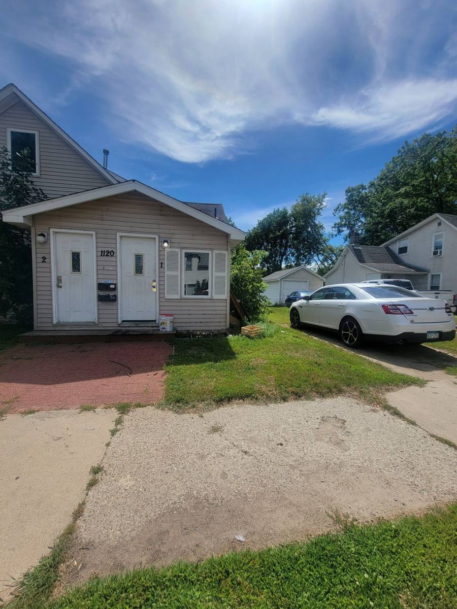 Apartment for rent at 1120 Pine St, Brainerd, MN 56401