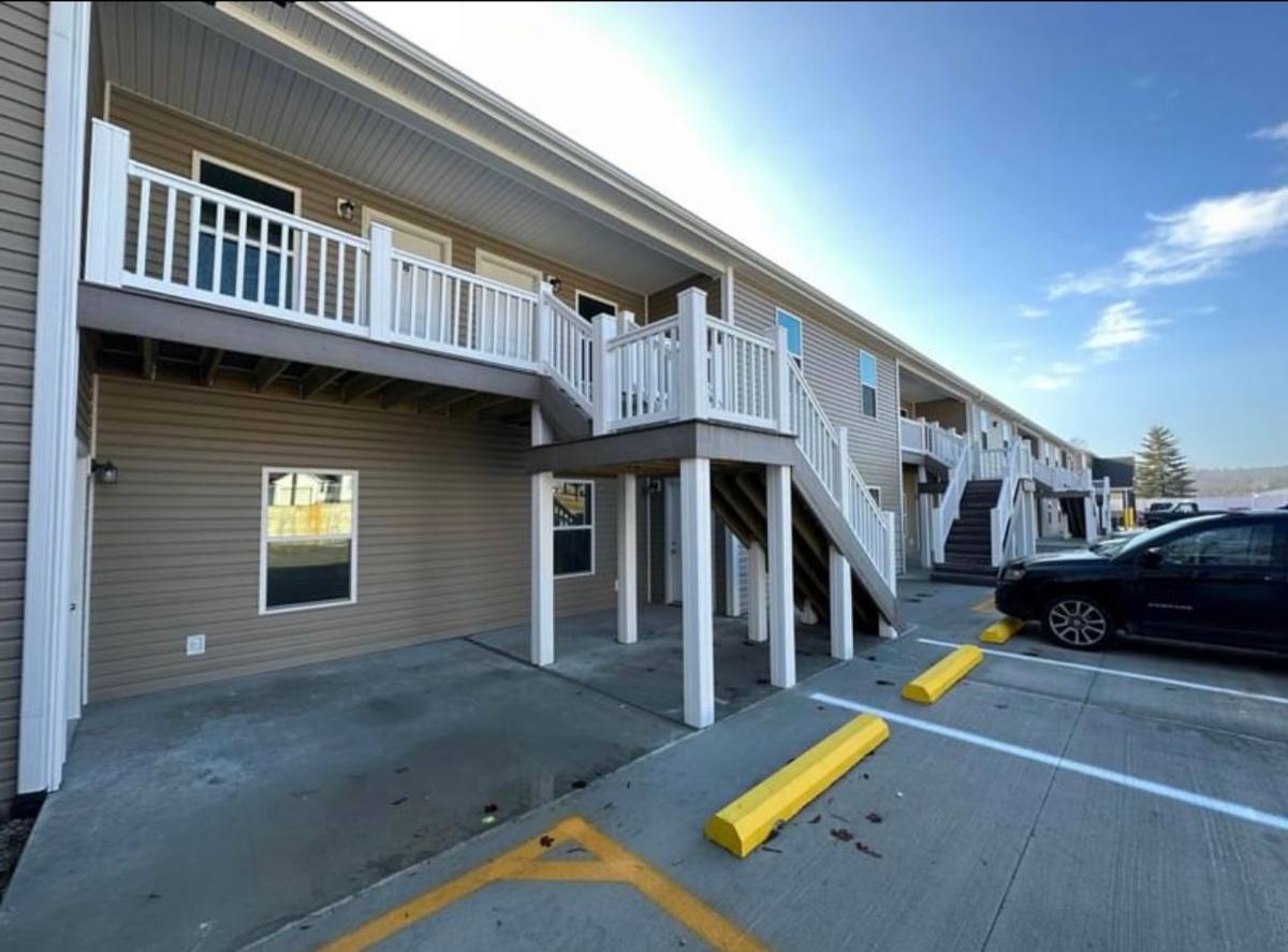 Apartment for rent at 802 Crown St, Marble Hill, MO 63764