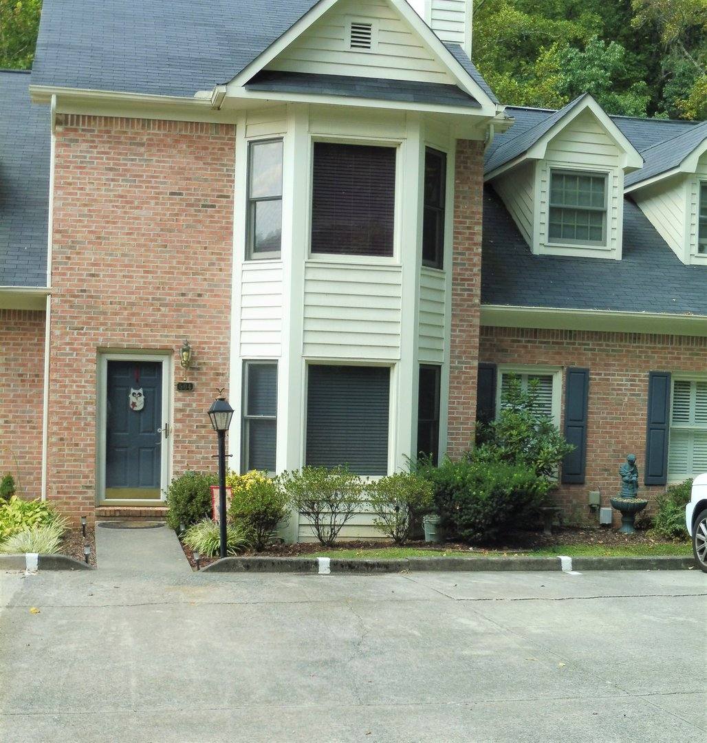 Townhouse for rent at 504 Ashley Oaks Pvt Dr, Kingsport, TN 37663