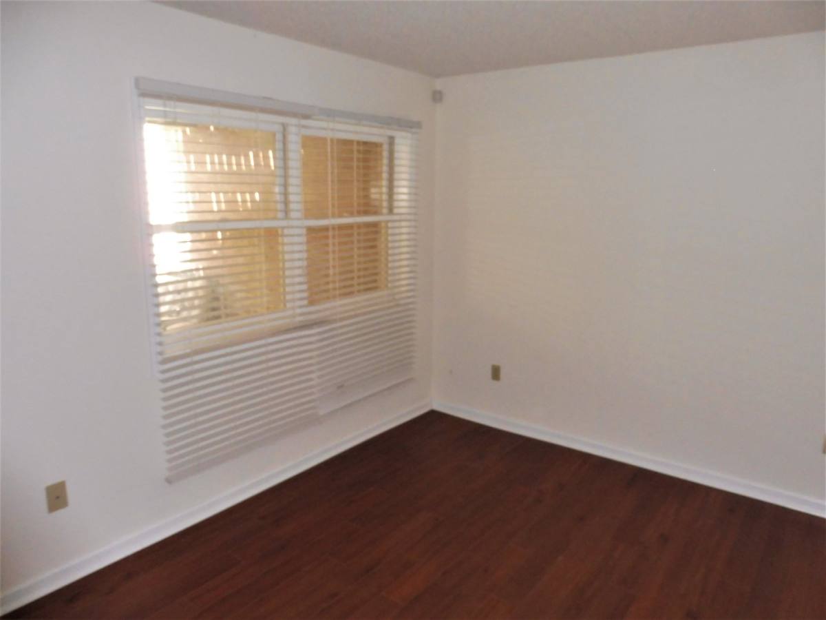 Townhouse for rent at 504 Ashley Oaks Pvt Dr, Kingsport, TN 37663