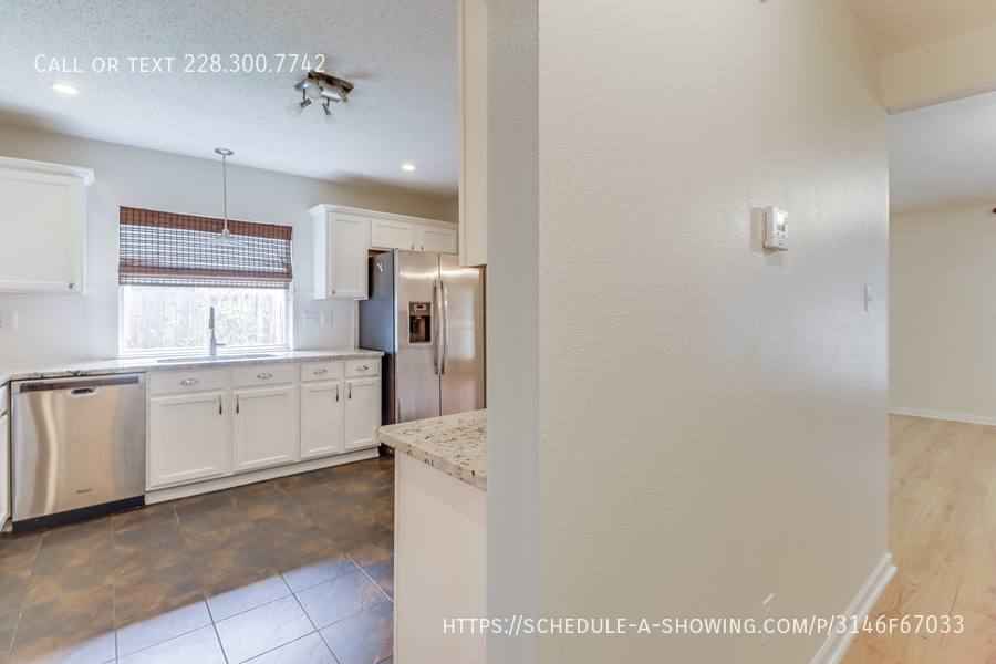 House for rent at 3612 Miles Lane, Ocean Springs, MS 39564