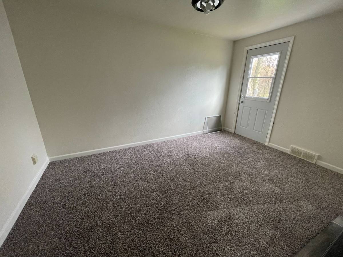 Townhouse for rent at 203 Highridge Ave, Denmark, WI 54208
