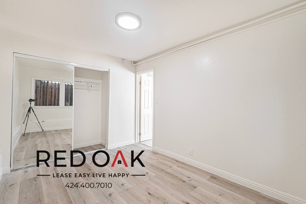 Condo for rent at 1915 Santa Ynez St #1915 7 8, Los Angeles, CA 90026