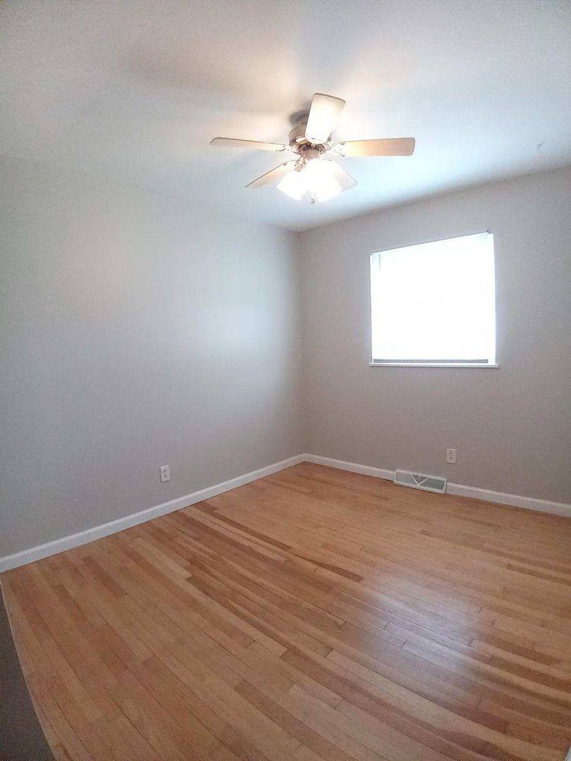 House for rent at 1805 Denton St, Springfield, IL 62702
