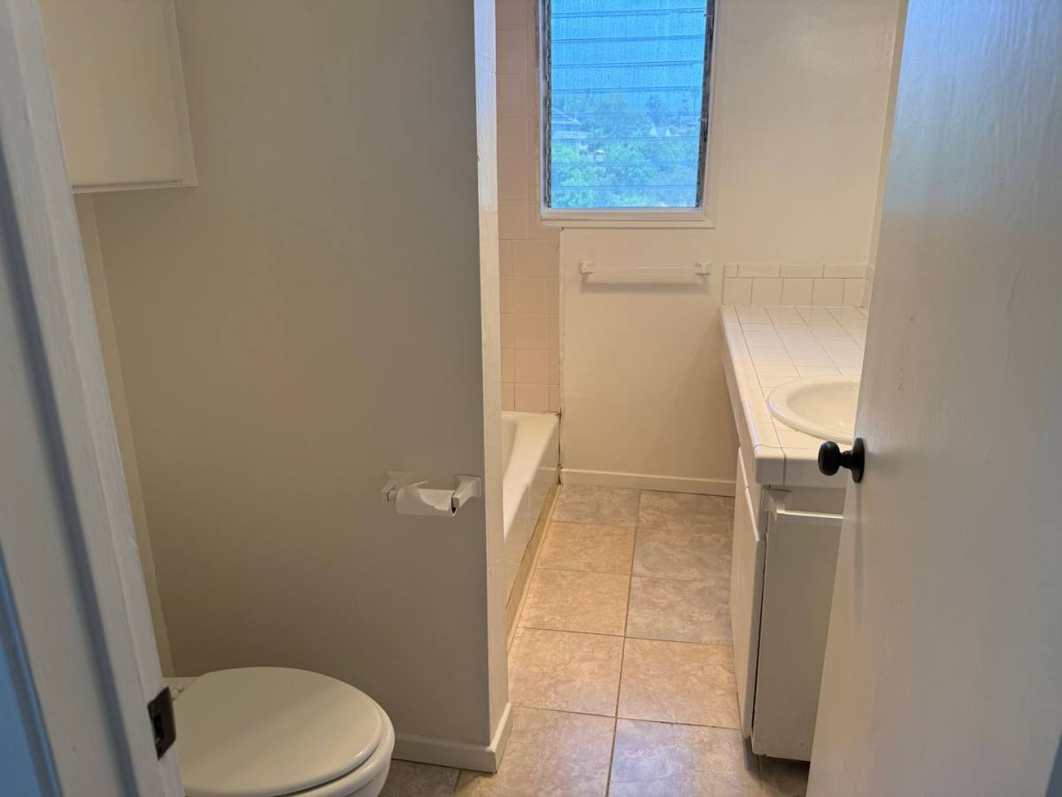 Apartment for rent at 2564 Corralitas Dr, Los Angeles, CA 90039