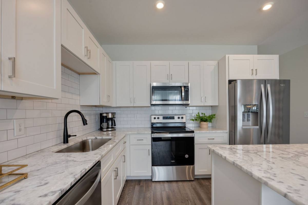 Townhouse for rent at 5621 Lenox Ave, Nashville, TN 37209