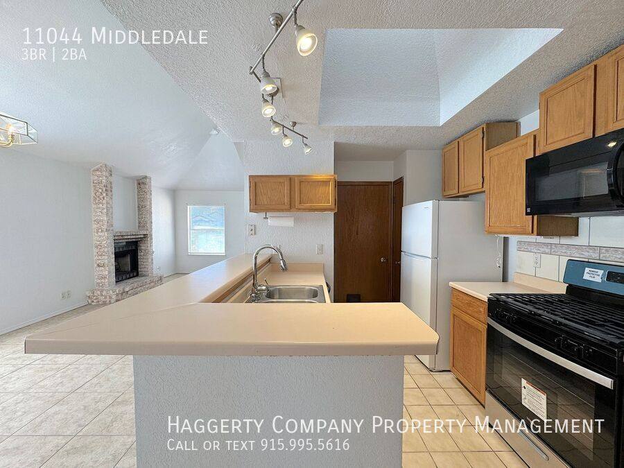House for rent at 11044 Middledale, El Paso, TX 79934