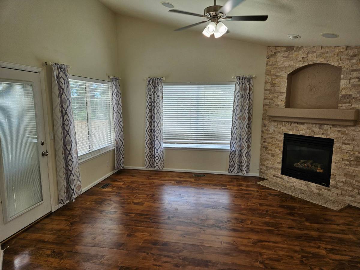 House for rent at 6686 Solana Dr, Castle Rock, CO 80108