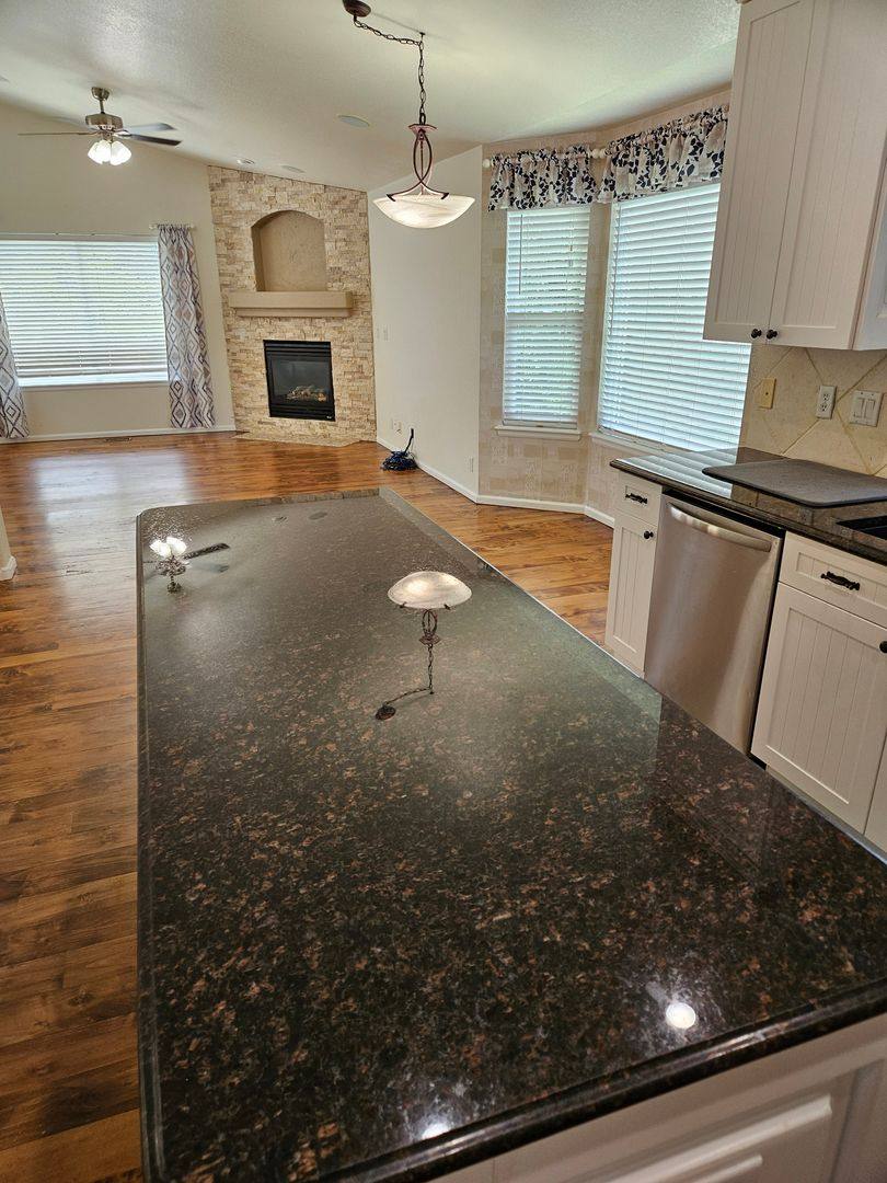 House for rent at 6686 Solana Dr, Castle Rock, CO 80108
