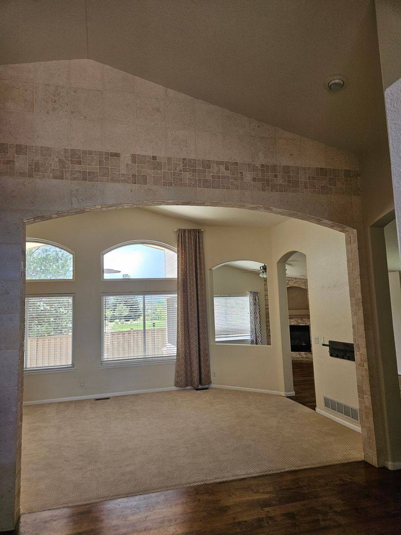 House for rent at 6686 Solana Dr, Castle Rock, CO 80108