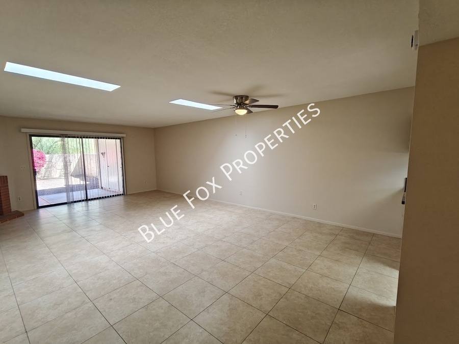 Townhouse for rent at 8305 N Midnight Way, Tucson, AZ 85741
