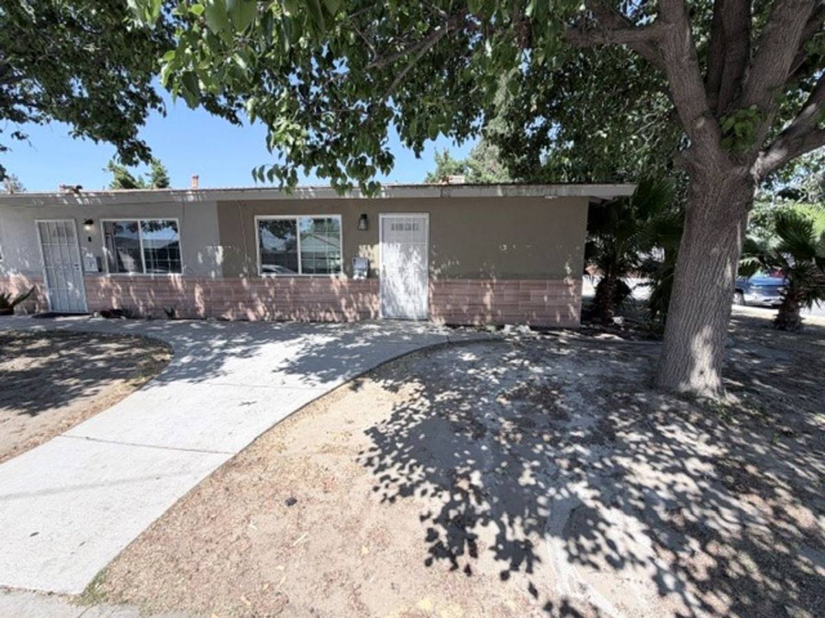Apartment for rent at 1901 Buena Vista St, Bakersfield, CA 93304