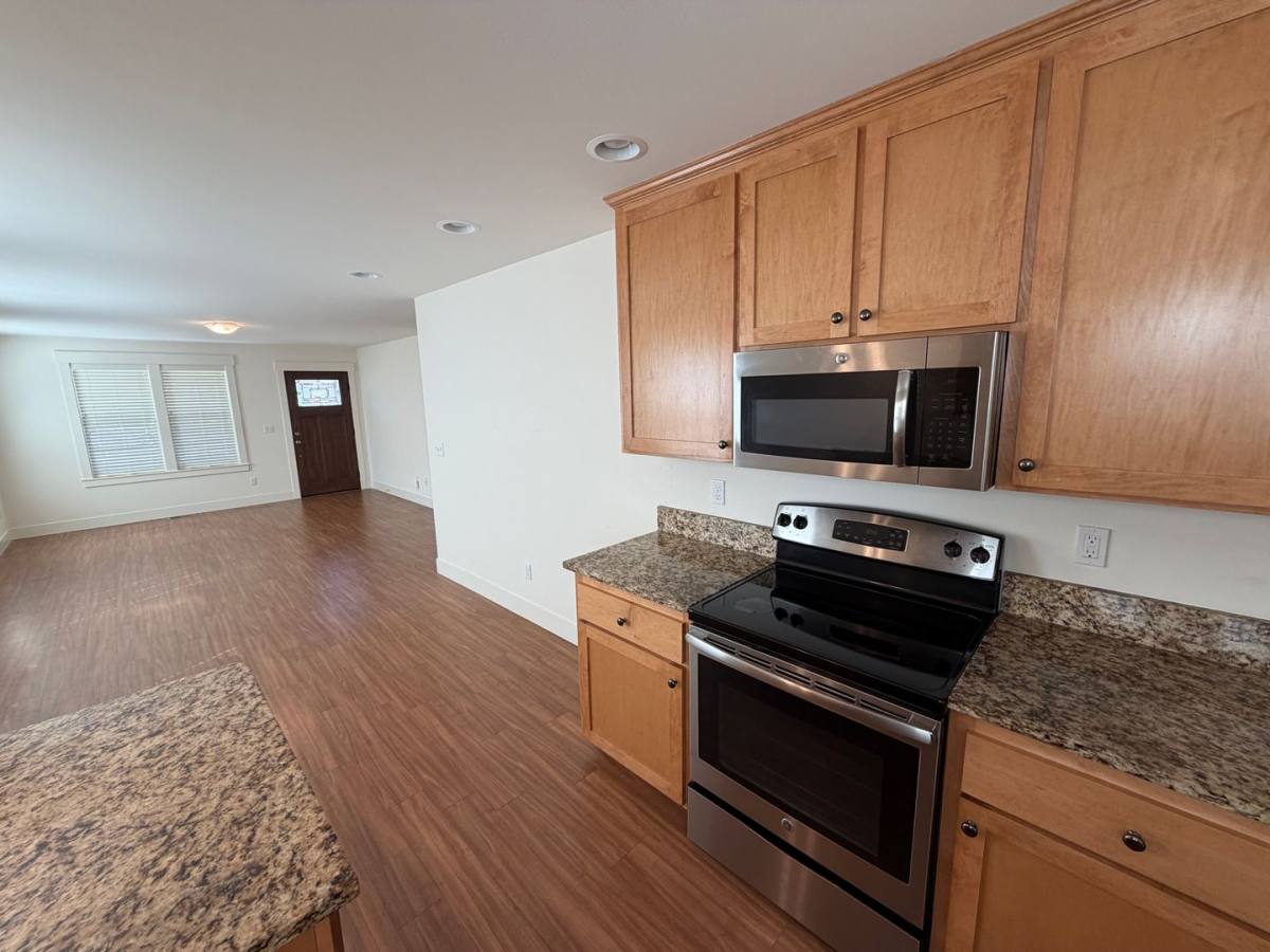 House for rent at 1117 10th St, Anacortes, WA 98221
