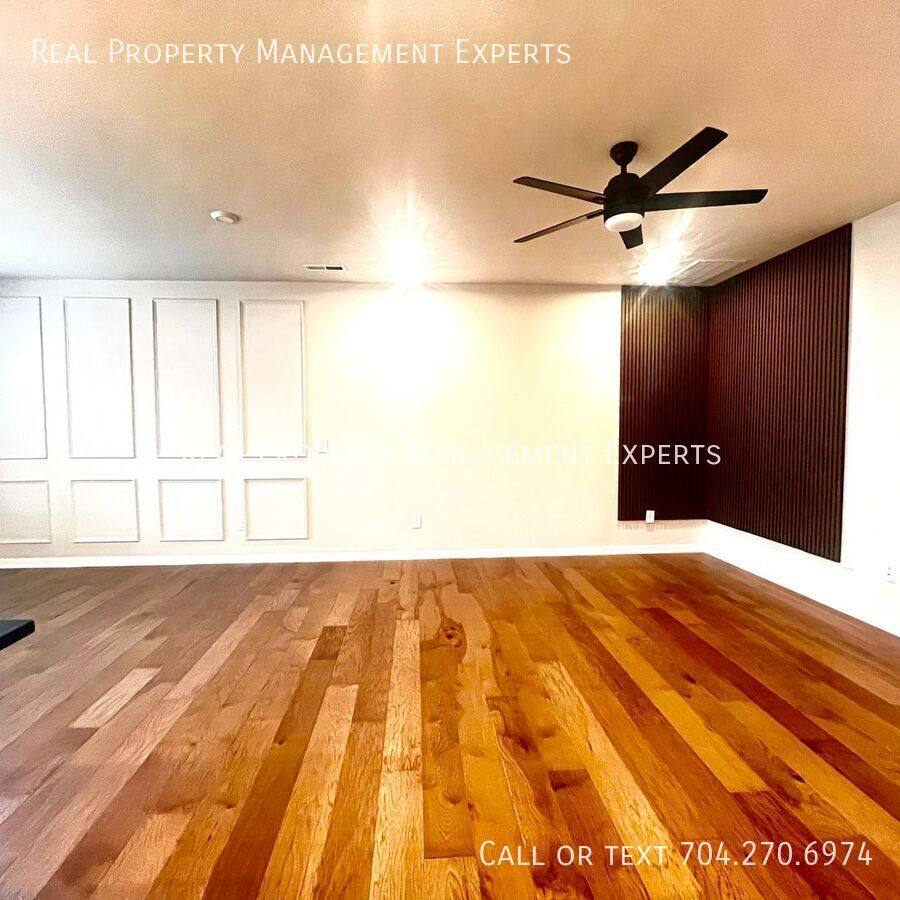 Townhouse for rent at 3162 Hutton Gardens Lane, Charlotte, NC 28269