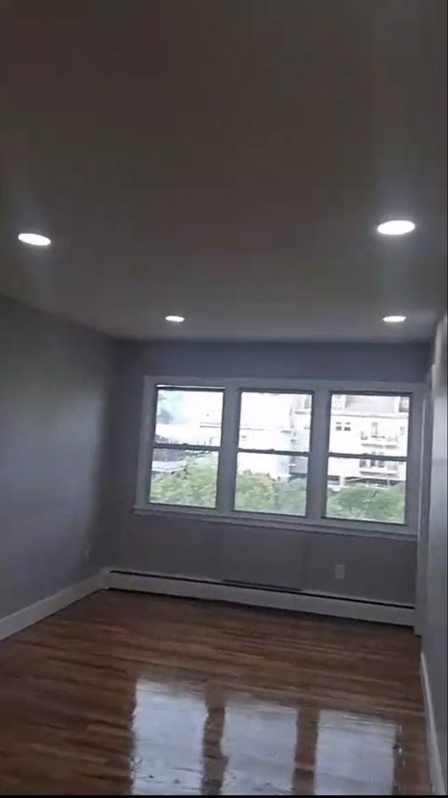 Apartment for rent at 710 Wetsfield Ave #C3, Elizabeth, NJ 07208