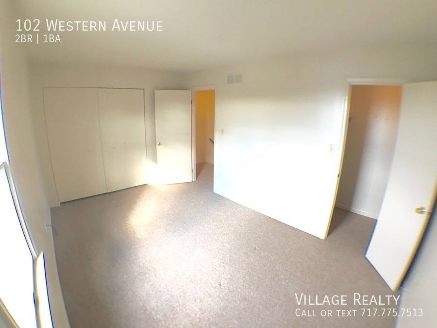 Townhouse for rent at 102 Western Ave, Red Lion, PA 17356