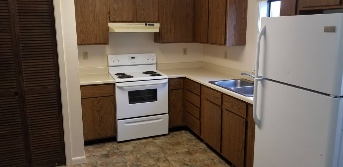 Apartment for rent at 713 S Prairie, Miles City, MT 59301