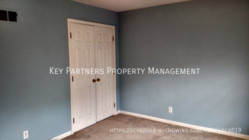 House for rent at 8602 W 109th Terrace, Overland Park, KS 66210