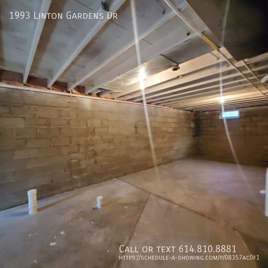 House for rent at 1993 Linton Gardens Dr, Columbus, OH 43219