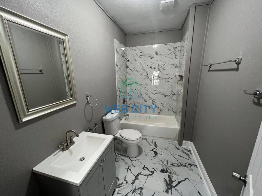 House for rent at 4024 Myrtle St, Dallas, TX 75215