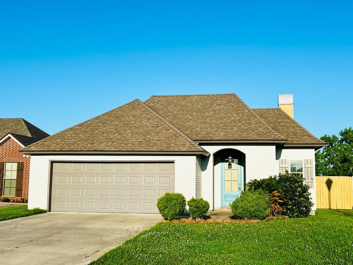 House for rent at 204 King Arthurs Way, Youngsville, LA 70592