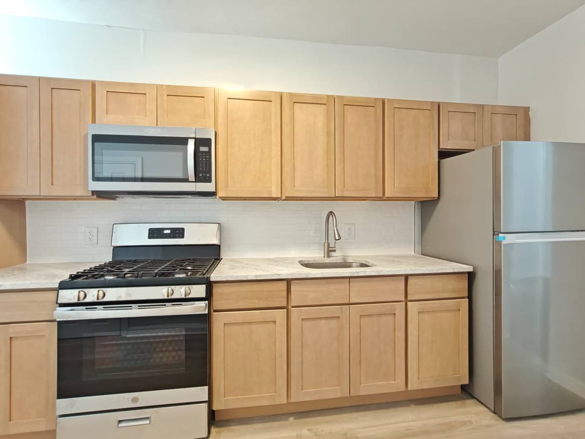 Townhouse for rent at 5308 Race St, Philadelphia, PA 19139