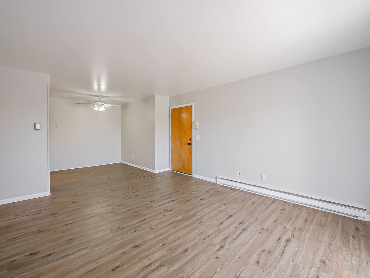 Apartment for rent at 825 S Grand Ave, Fowlerville, MI 48836