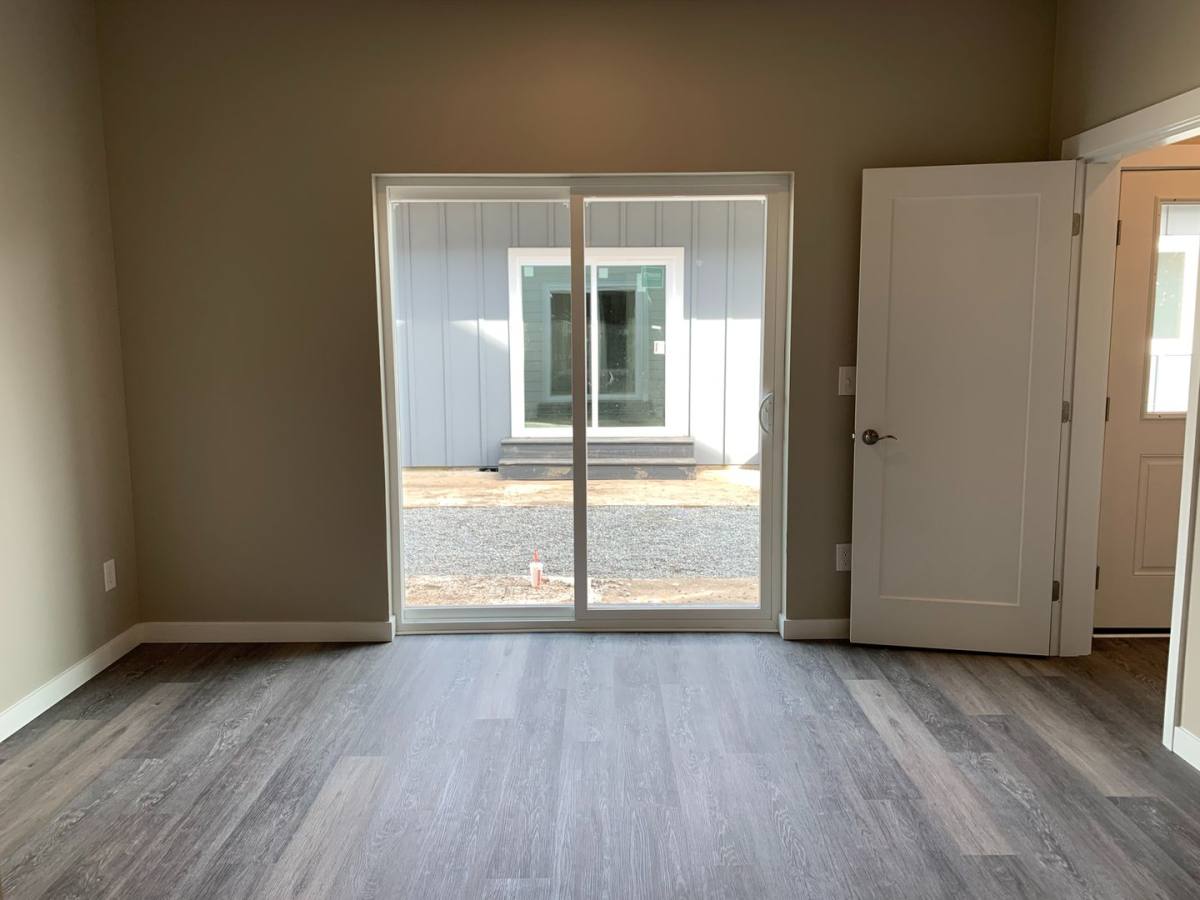644 E St, Blaine, WA 98230 - Apartment for Rent - Image 9