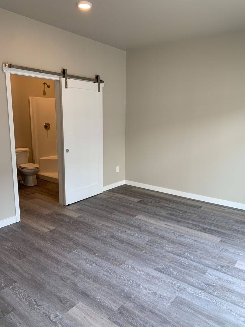 644 E St, Blaine, WA 98230 - Apartment for Rent - Image 8