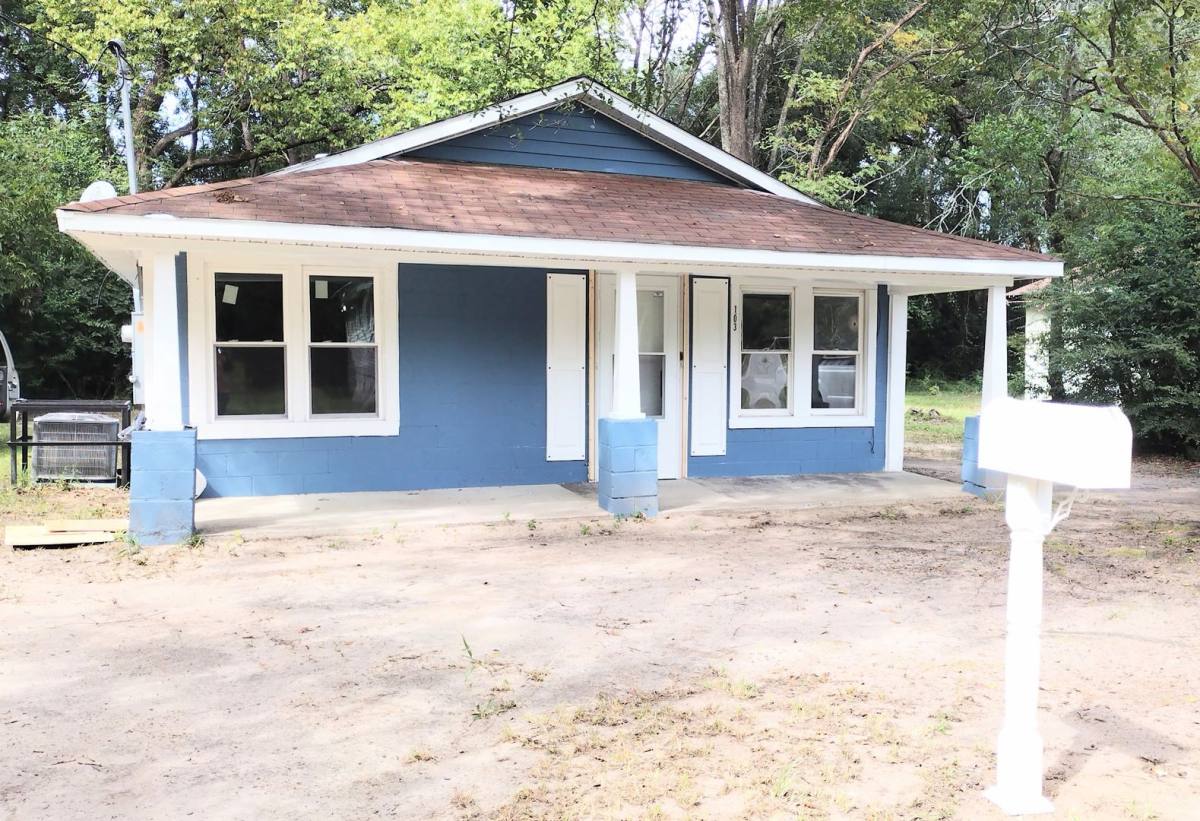 House for rent at 103 W More St, Sumter, SC 29150