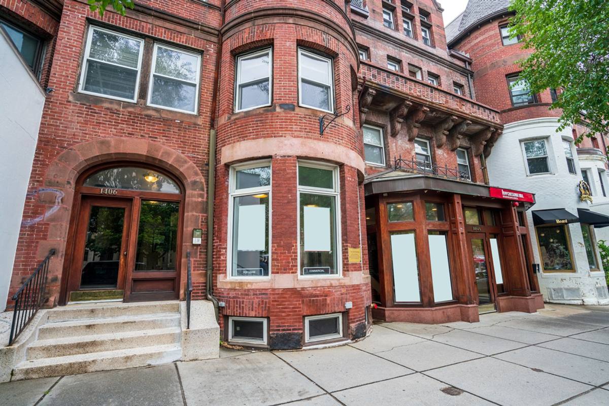 Apartment for rent at 1404 Beacon St #301, Brookline, MA 02446