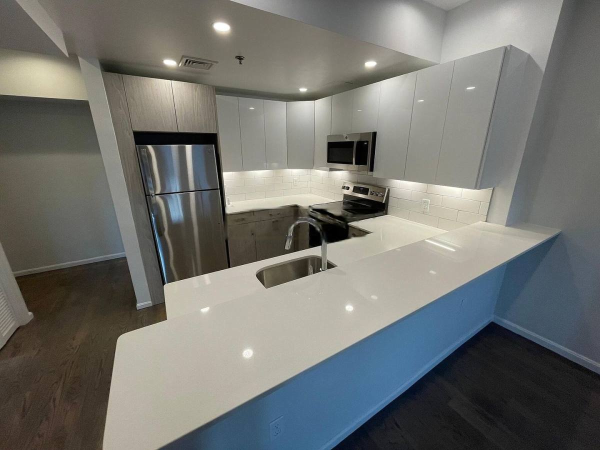Apartment for rent at 1404 Beacon St #301, Brookline, MA 02446