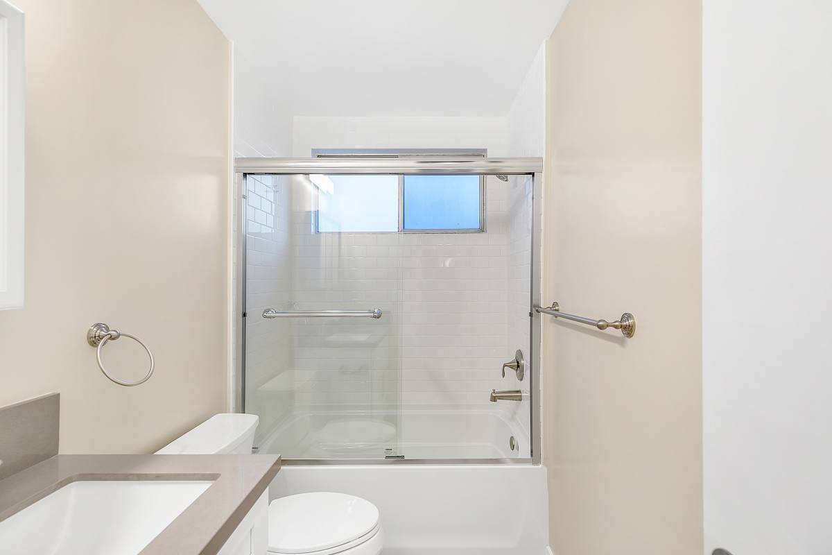 Apartment for rent at 3831 Beethoven St #2, Los Angeles, CA 90066