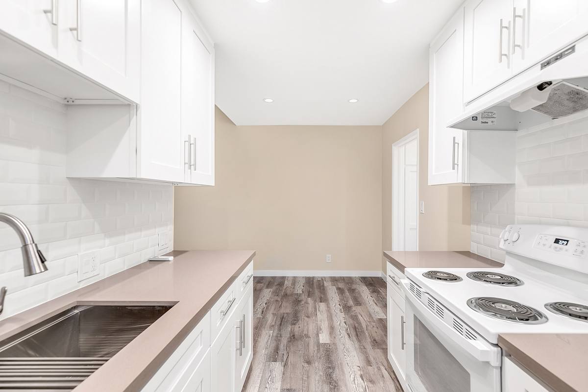Apartment for rent at 3831 Beethoven St #2, Los Angeles, CA 90066