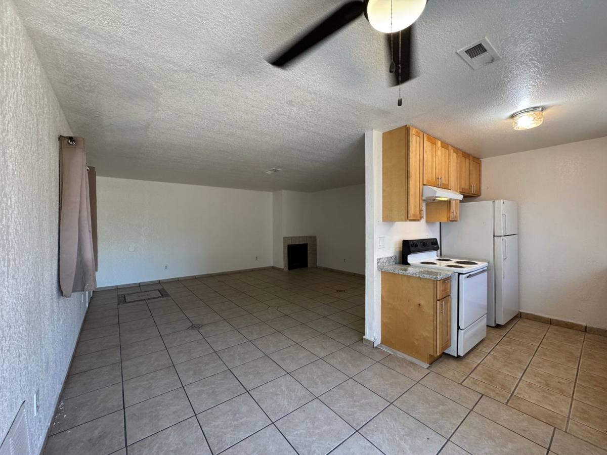 Apartment for rent at 827 Dundee Way, Stockton, CA 95210