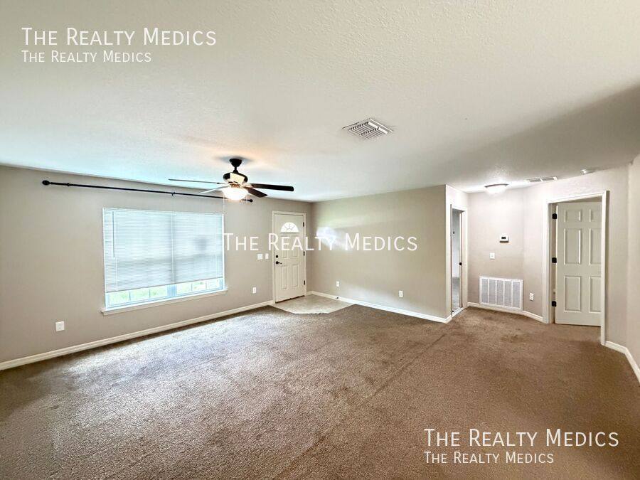 House for rent at 15741 SW 23rd Ave Rd, Ocala, FL 34473