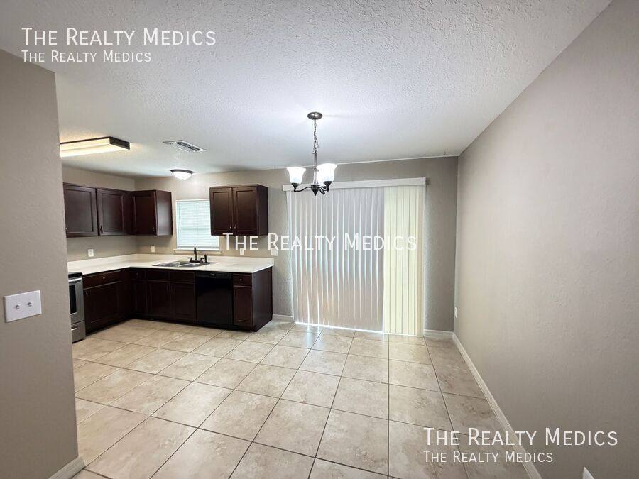 House for rent at 15741 SW 23rd Ave Rd, Ocala, FL 34473