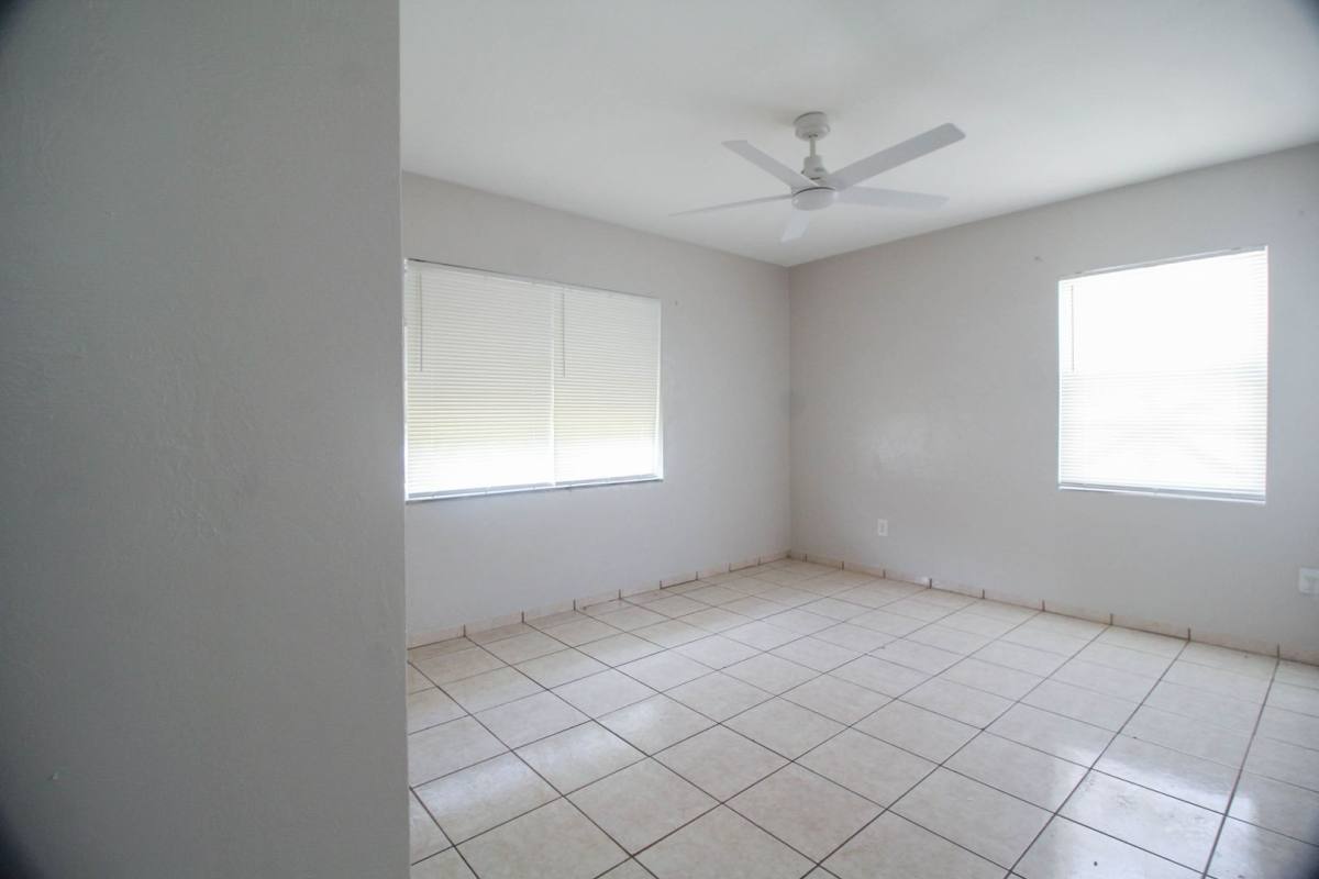 House for rent at 15 N Oxalis Dr, Orlando, FL 32807