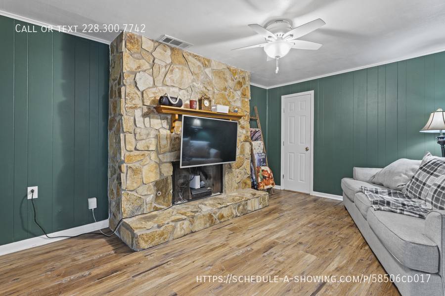 House for rent at 101 Fore St, Gulfport, MS 39503