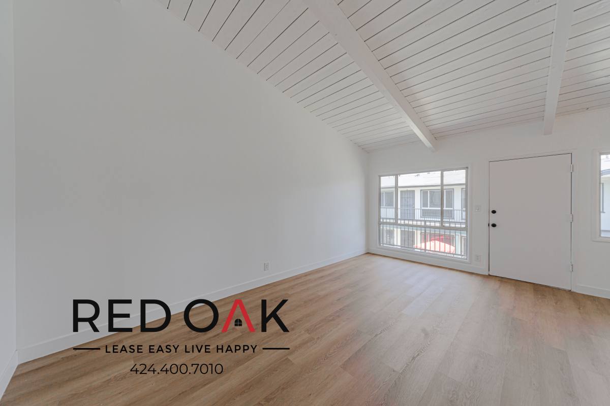 Condo for rent at 7525 Crenshaw Blvd #7, Los Angeles, CA 90043