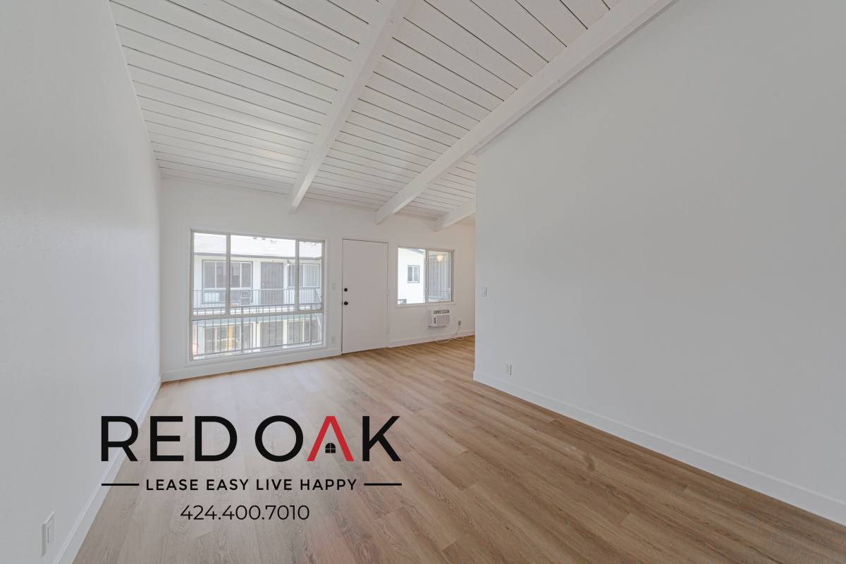 Condo for rent at 7525 Crenshaw Blvd #7, Los Angeles, CA 90043