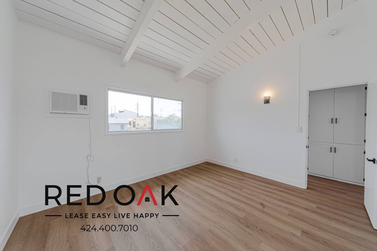 Condo for rent at 7525 Crenshaw Blvd #7, Los Angeles, CA 90043