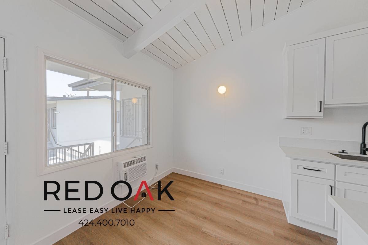Condo for rent at 7525 Crenshaw Blvd #7, Los Angeles, CA 90043