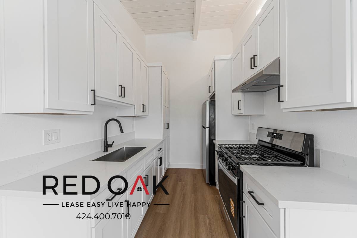 Condo for rent at 7525 Crenshaw Blvd #7, Los Angeles, CA 90043