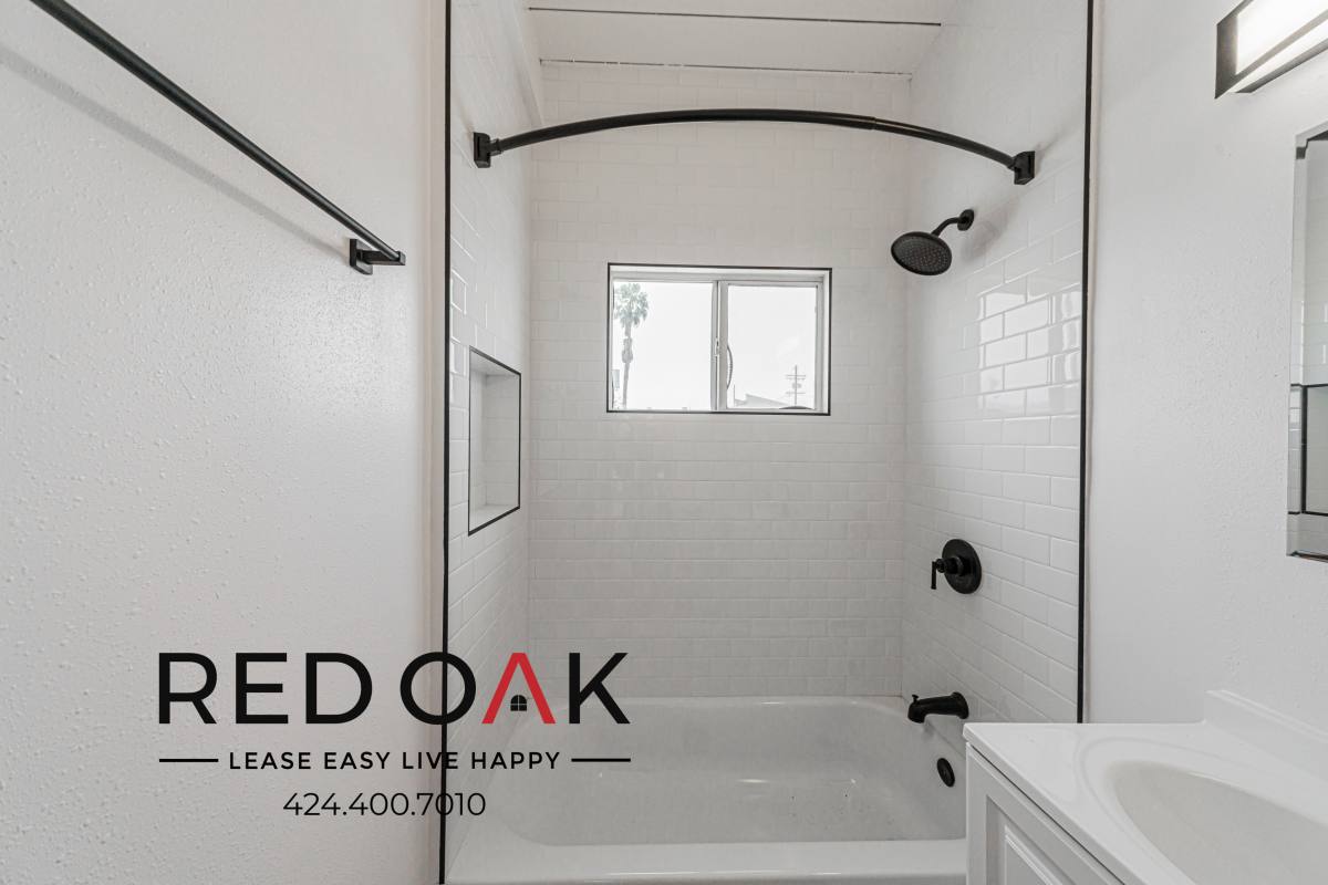 Condo for rent at 7525 Crenshaw Blvd #7, Los Angeles, CA 90043