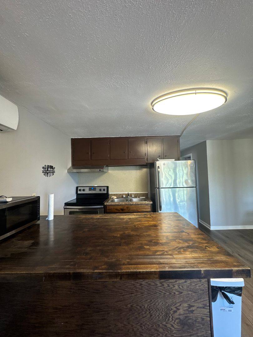 House for rent at 1521 7th St, Corpus Christi, TX 78404