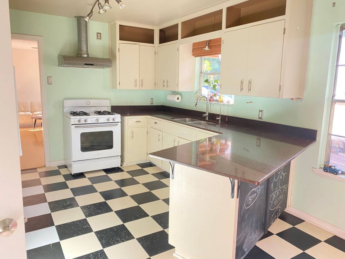 House for rent at 4700 Glenhaven Circle, Austin, TX 78745